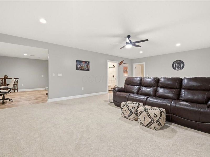 682 Grand Valley Drive, Howard, OH 43028 Photo 28