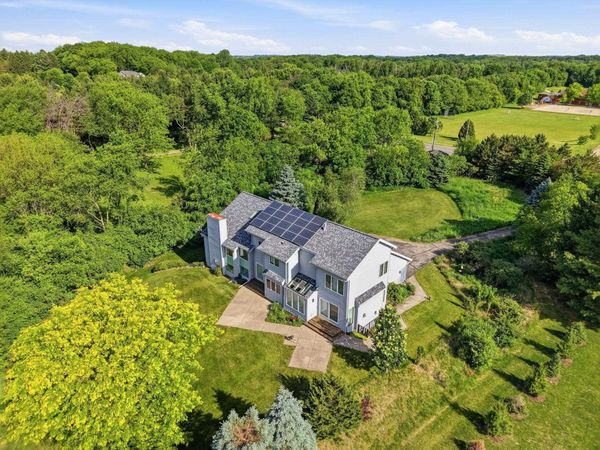 8685 Airport Road, Middleton, WI 53562