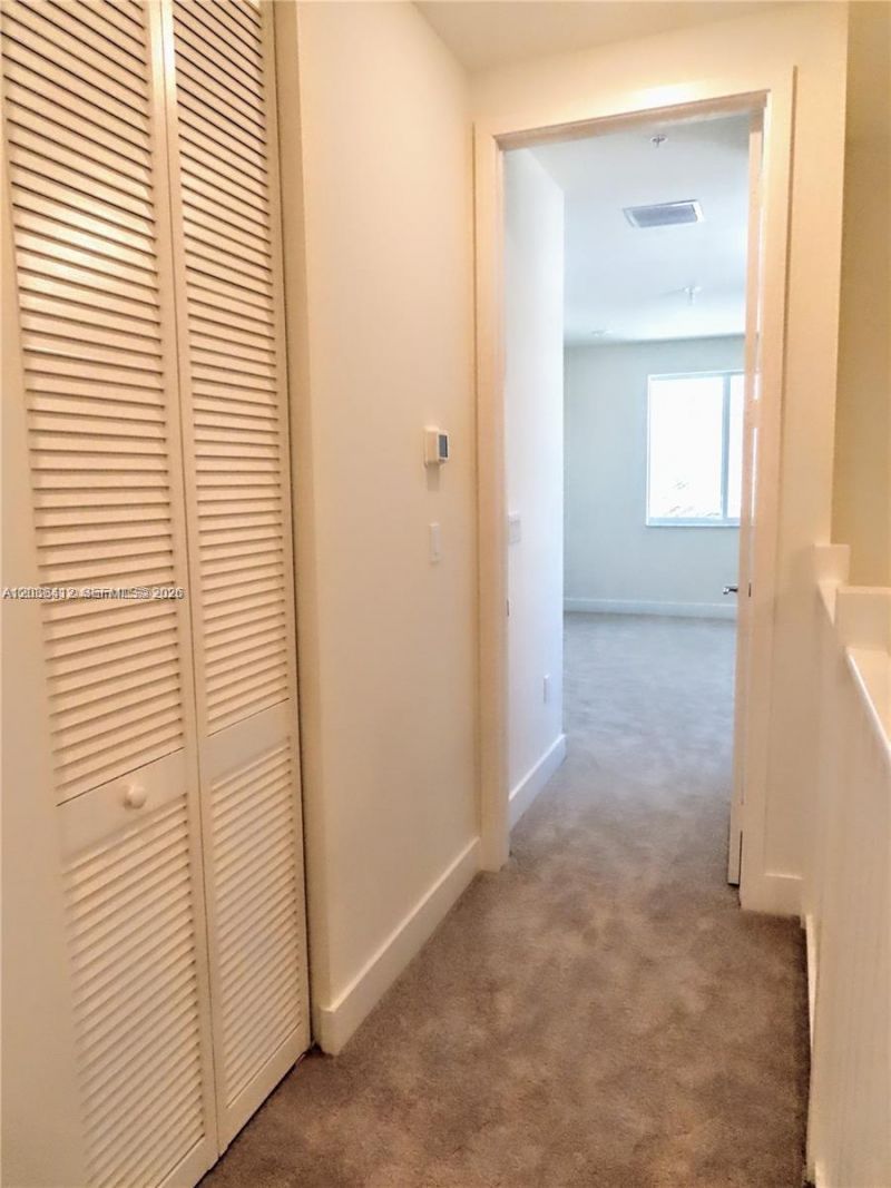 6401 NW 103rd Pl, Unit 101, Doral, FL 33178 Photo