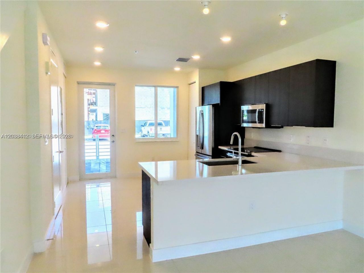 6401 NW 103rd Pl, Unit 101, Doral, FL 33178 Photo