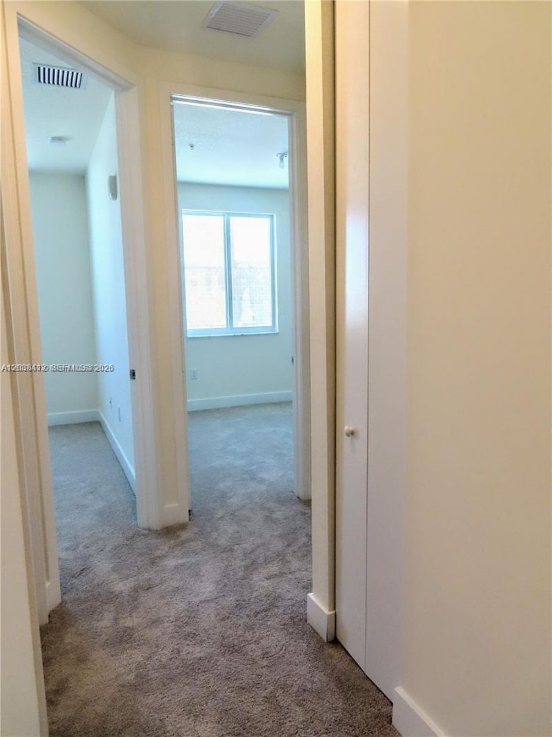 6401 NW 103rd Pl, Unit 101, Doral, FL 33178 Photo