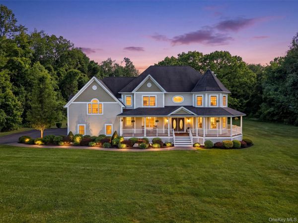 17 Coopers Lane , Hopewell Junction, NY 12533