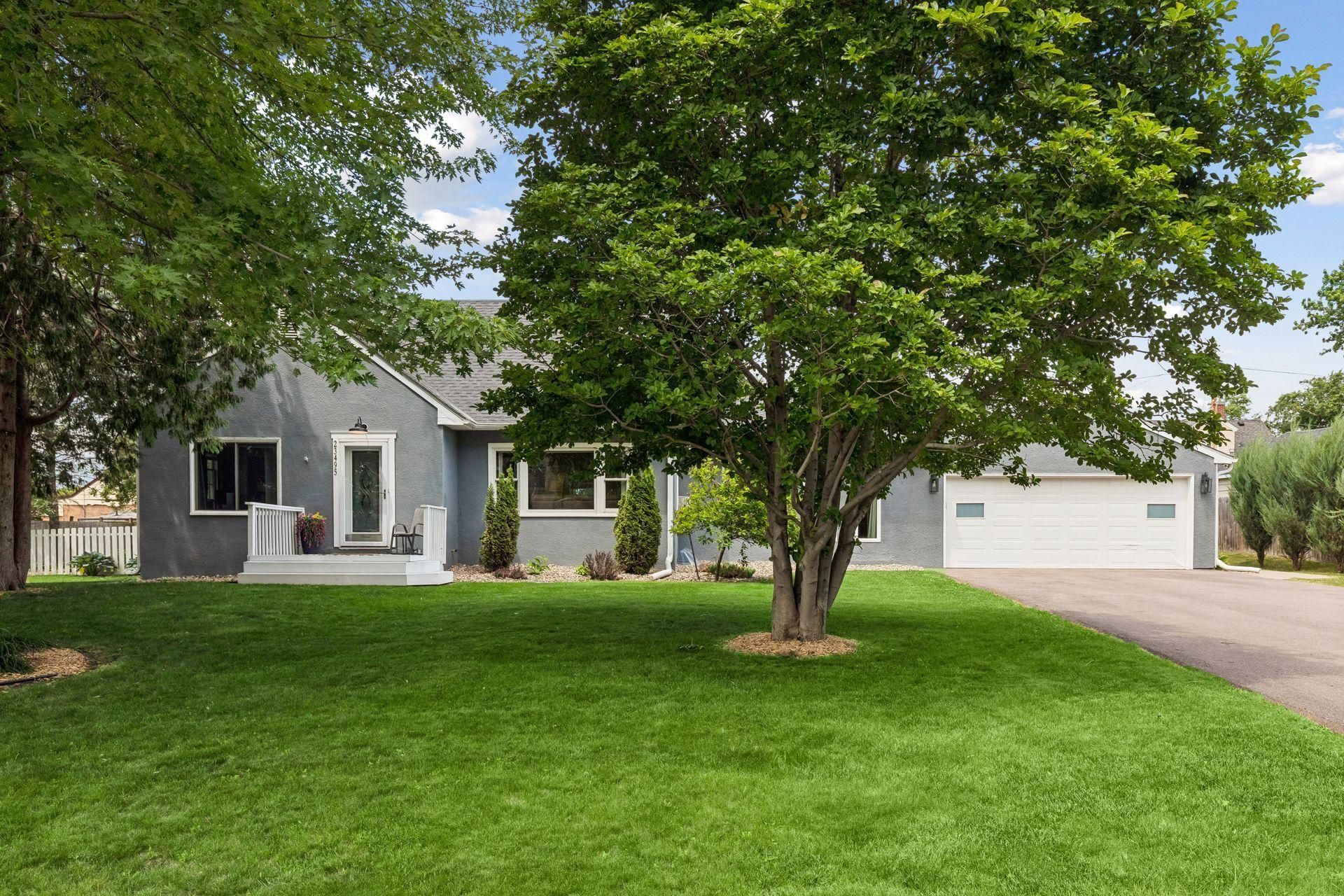 23495 Water Street , Hampton, MN 55031