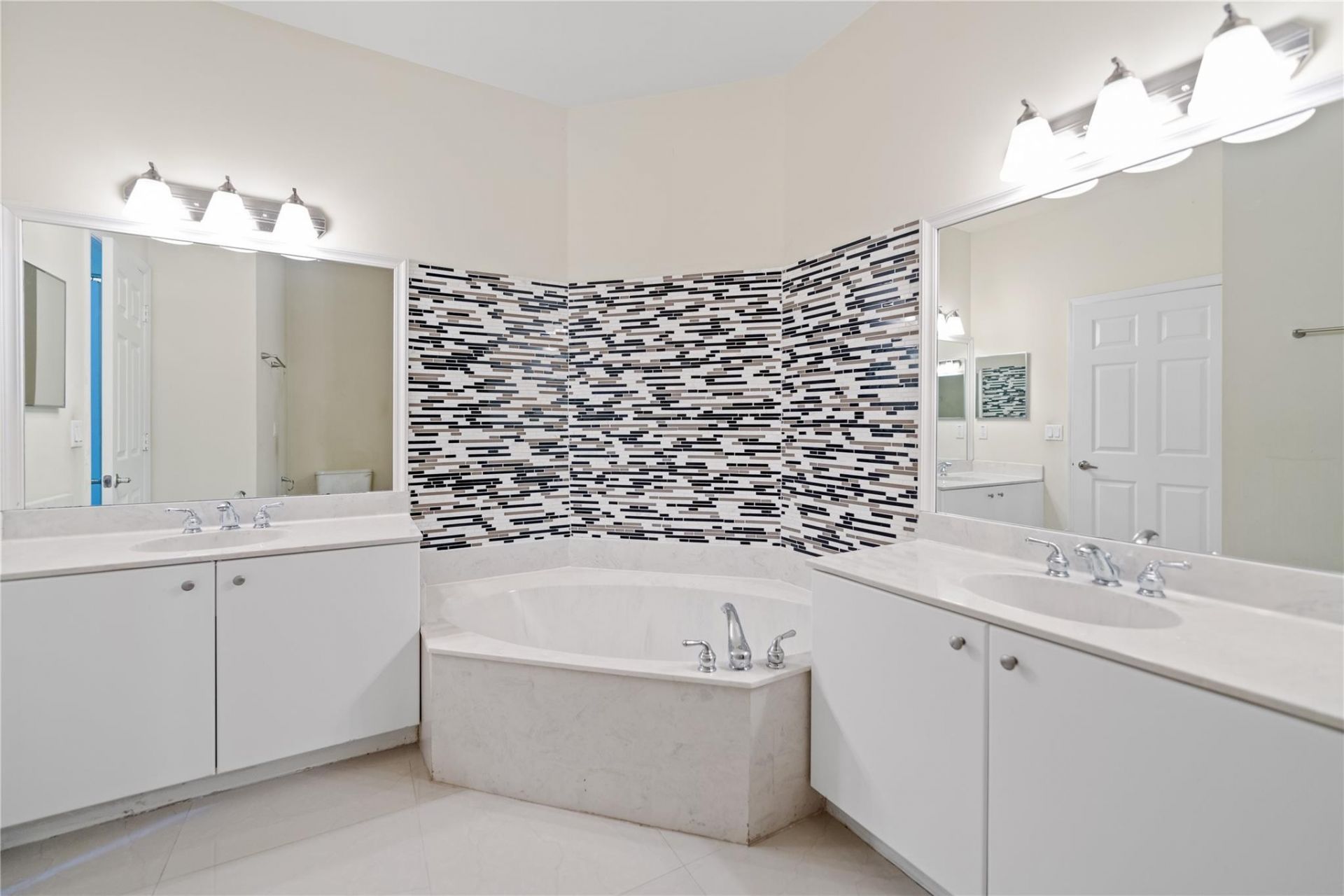 7400 NW 70th Avenue, Parkland, FL 33067 Photo