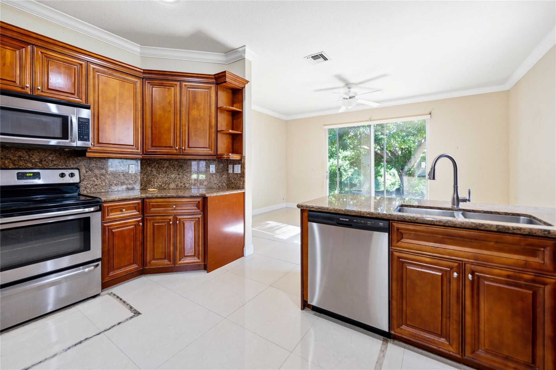 7400 NW 70th Avenue, Parkland, FL 33067 Photo