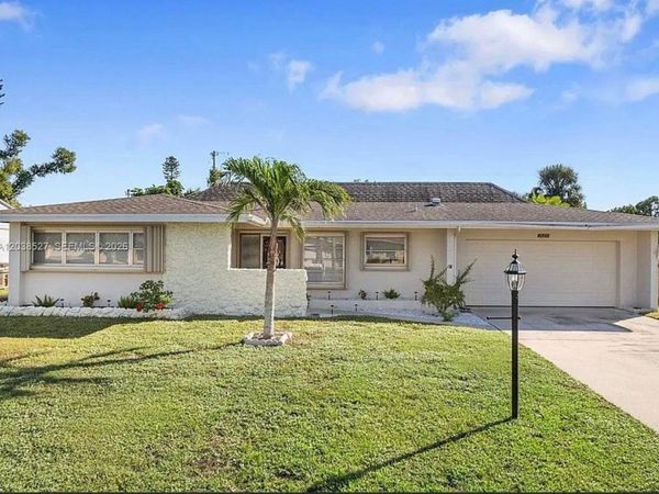 2623 SE 17 AVE, Unit 2623, Cape Coral, FL 33904