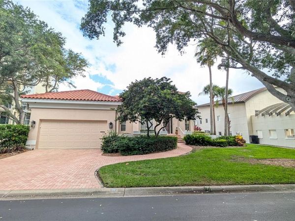 4709 DOLPHIN CAY LANE, ST PETERSBURG, FL 33711