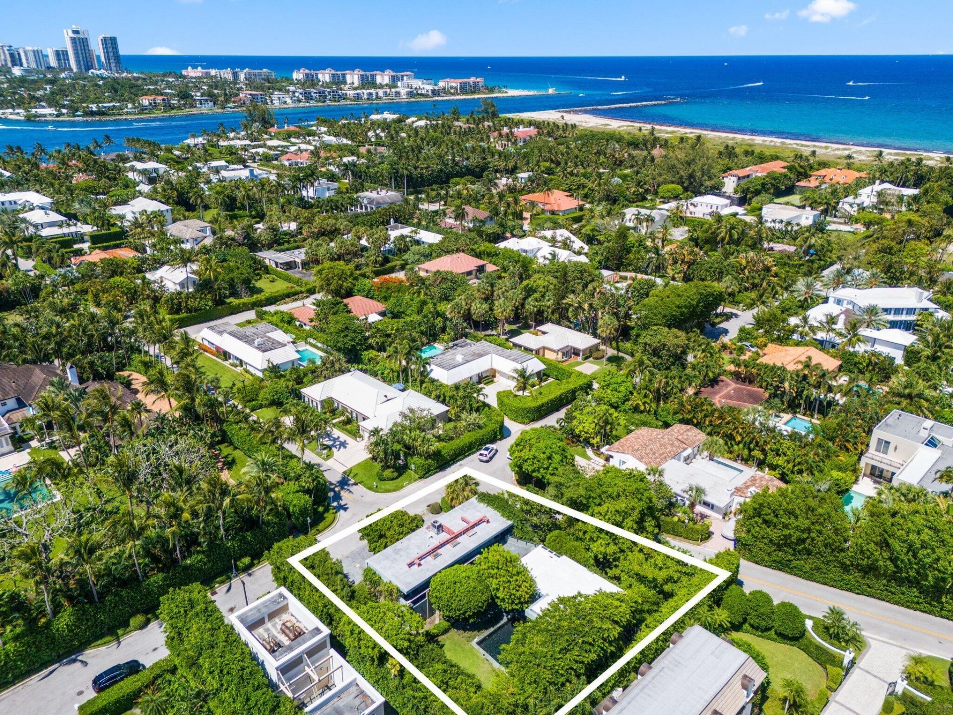 1496 N Lake Way, Palm Beach, FL 33480 Photo