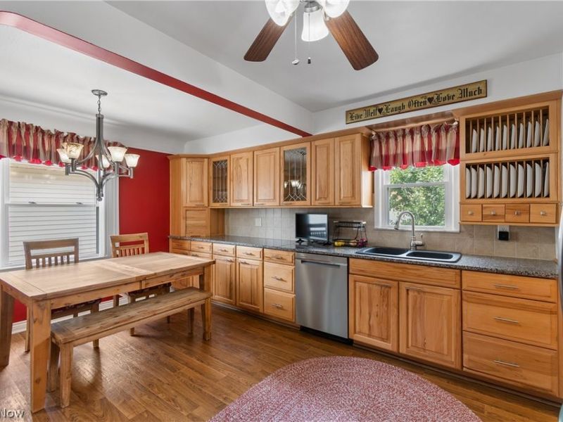 8123 Lanyard Drive, Parma, OH 44129 Photo 5