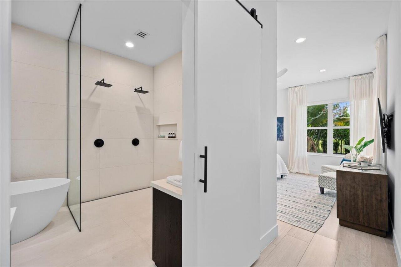 2951 Twin Oaks Way, Wellington, FL 33414 Photo