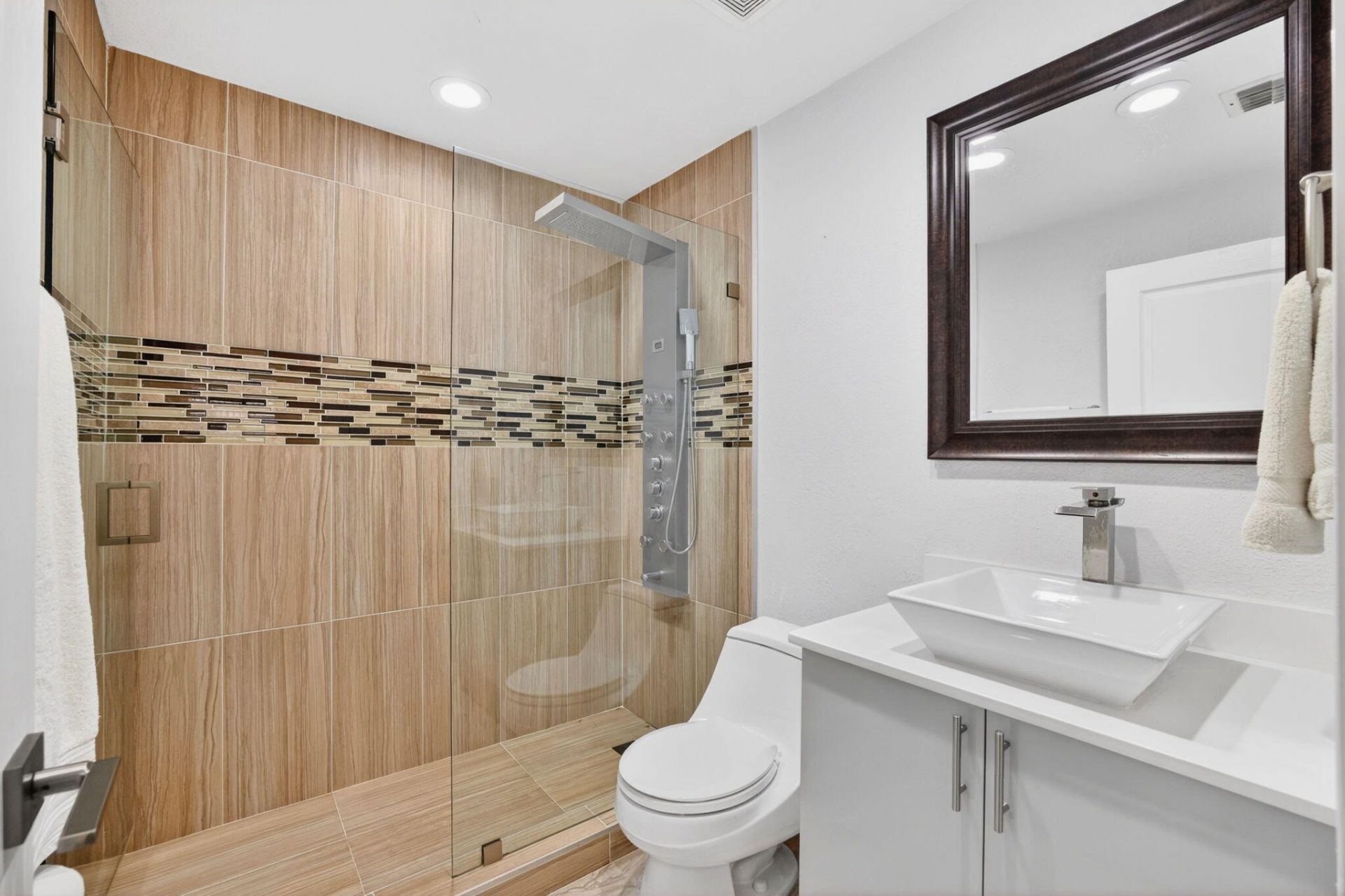 1401 NE 9th Street, Unit 10, Fort Lauderdale, FL 33304 Photo