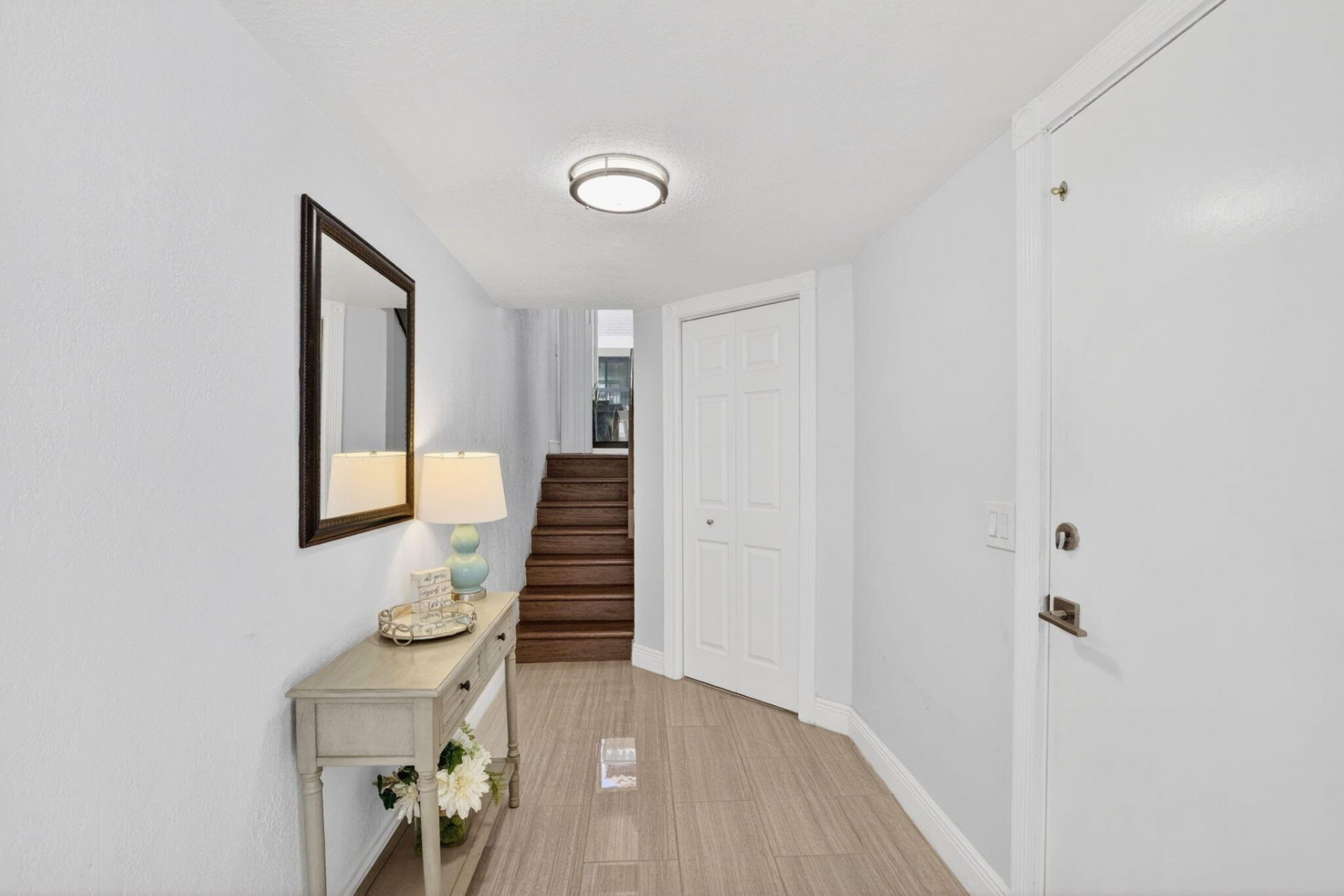 1401 NE 9th Street, Unit 10, Fort Lauderdale, FL 33304 Photo
