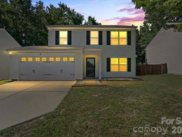 3119 Decapolis Drive, Charlotte, NC 28215