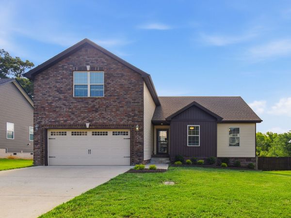 2361 Colston Dr , Clarksville, TN 37042
