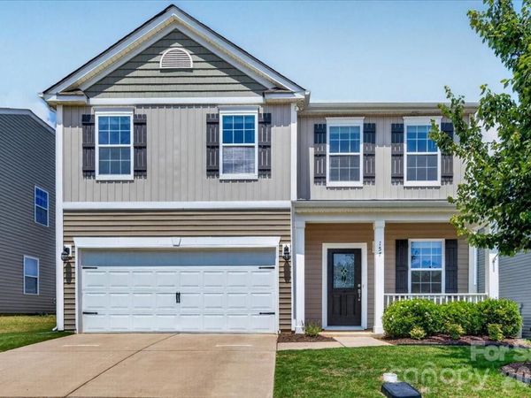 157 Kingsway Drive , Mooresville, NC 28115