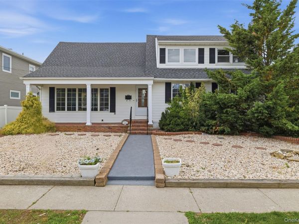 4146 new york Avenue, Island Park, NY 11558