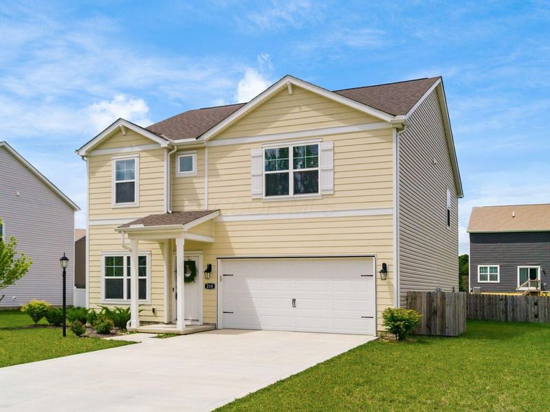 218 Sterndale Drive , Pickerington, OH 43147 Photo 3