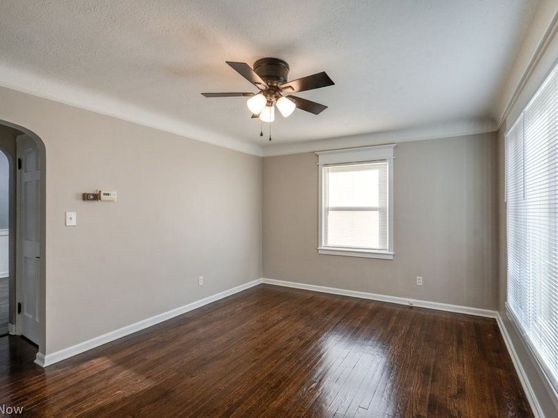 5007 Russell Avenue , Parma, OH 44134 Photo 10