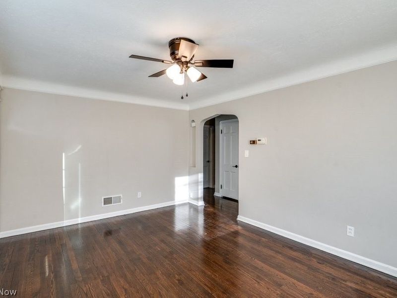 5007 Russell Avenue , Parma, OH 44134 Photo 12