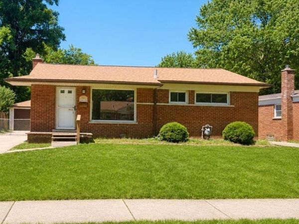 24335 Cottage Lane, Warren, MI 48089