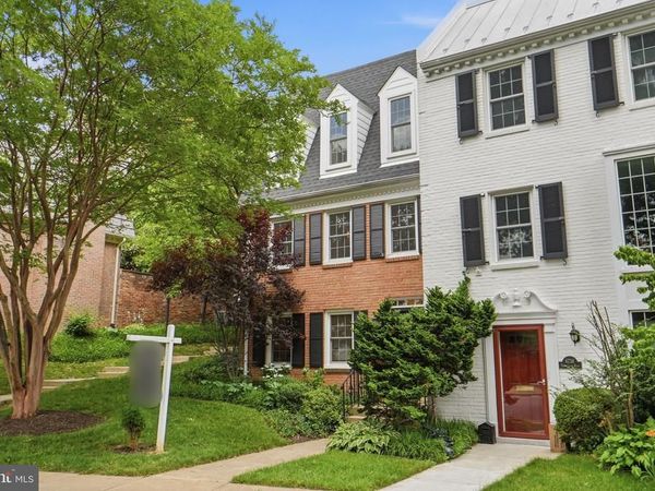6740 TOWNE LANE ROAD, MCLEAN, VA 22101