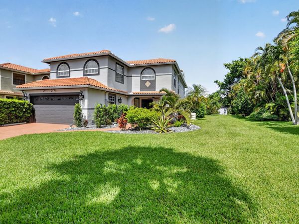 9048 Villa Portofino Circle, Boca Raton, FL 33496