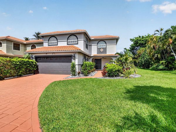 9048 Villa Portofino Circle, Boca Raton, FL 33496