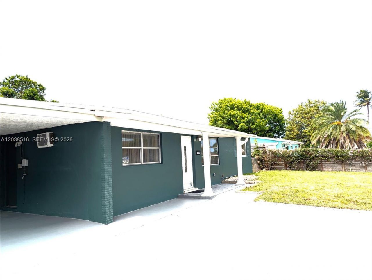 2721 NW 25th St, Fort Lauderdale, FL 33311 Photo