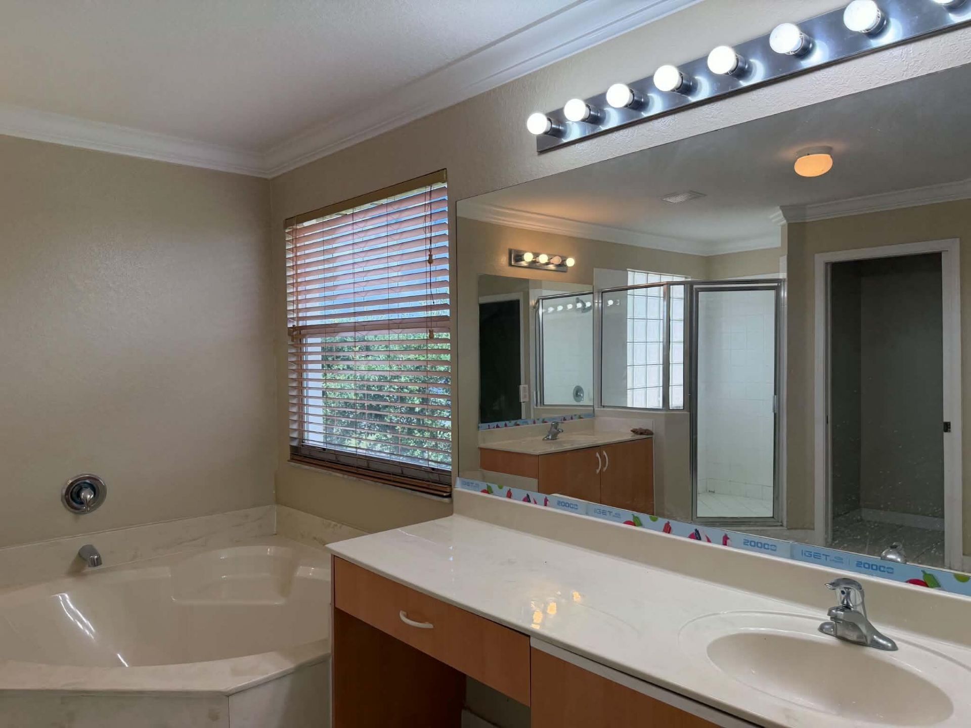 6355 Adriatic Way, West Palm Beach, FL 33413 Photo