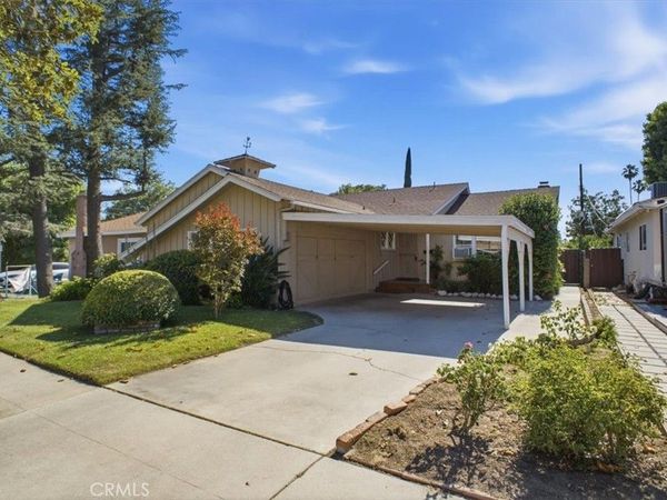 7007 Whitaker, Lake Balboa, CA 91406