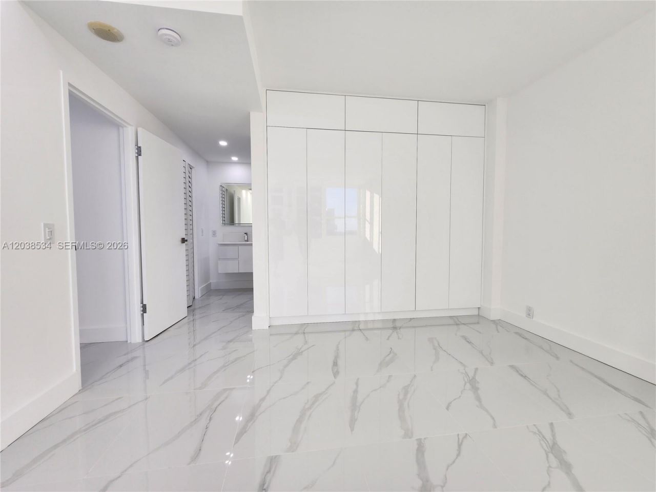 3505 S Ocean Dr , Unit 716, Hollywood, FL 33019 Photo