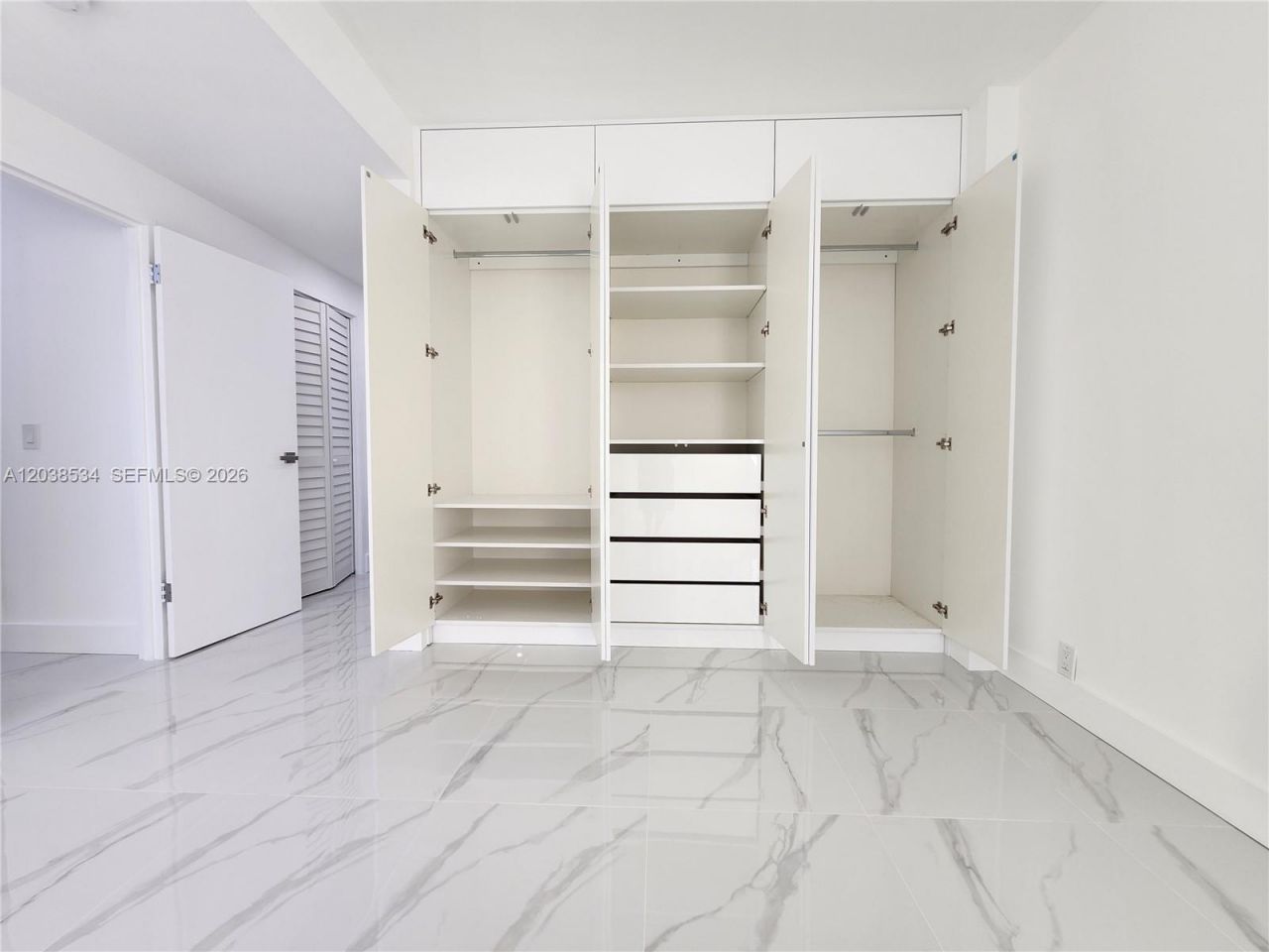 3505 S Ocean Dr , Unit 716, Hollywood, FL 33019 Photo