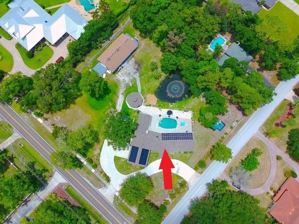 11295 131ST STREET , LARGO, FL 33774