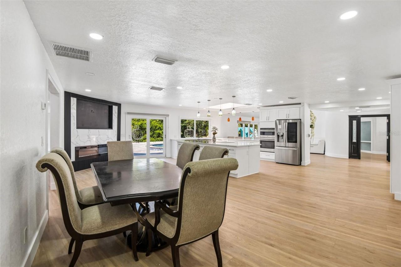 11295 131st Street, Largo, FL 33774 Photo