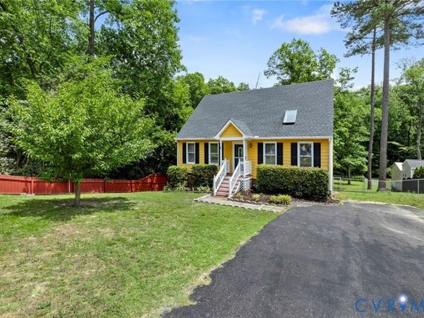 3111 Castlebury Drive , Chester, VA 23831