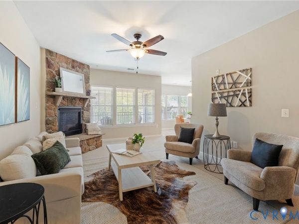 910 Westwood Village Way , Unit 201, Midlothian, VA 23114