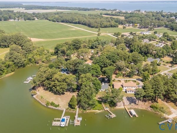 142 Circle Drive, Deltaville, VA 23043