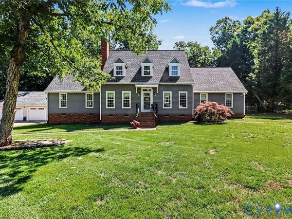 7101 N Hairpin Drive , Quinton, VA 23141