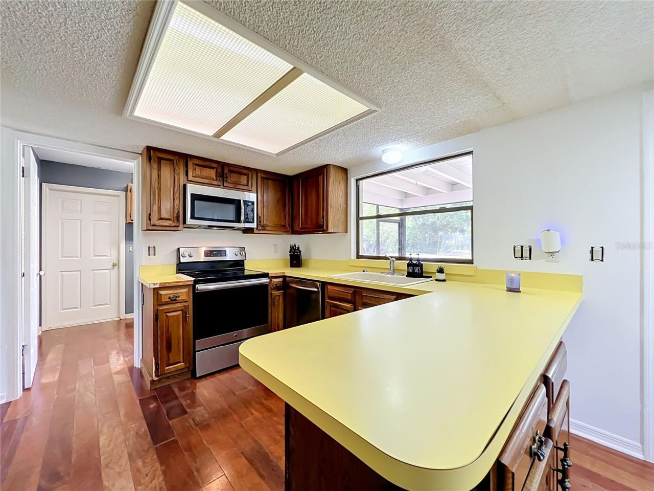 975 Dyson Drive , Winter Springs, FL 32708 Photo