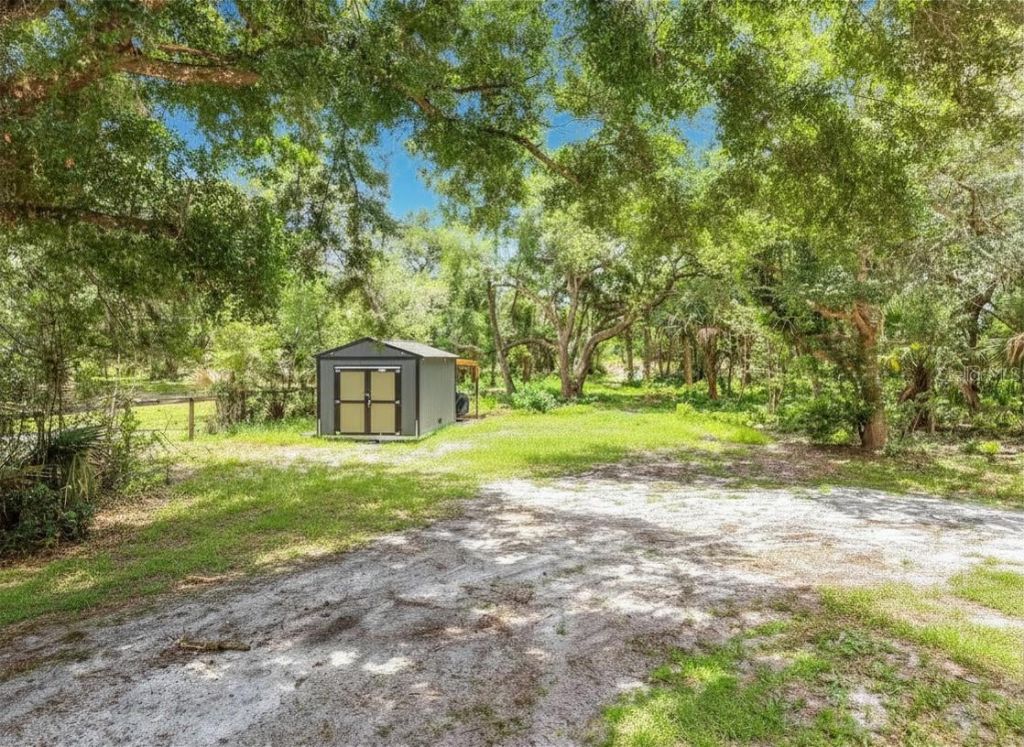 975 Dyson Drive , Winter Springs, FL 32708 Photo