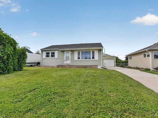 1841 Glenny Avenue, Waterloo, IA 50702
