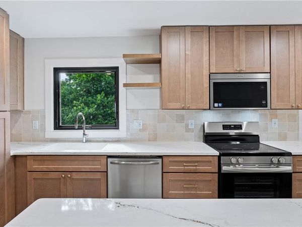 1801 Kimberly Place, Bentonville, AR 72712
