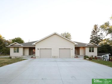 7801-7803 S 30th Street, Bellevue, NE 68147