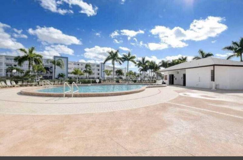2053 Cornwall C, Boca Raton, FL 33434 Photo