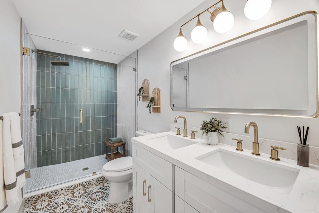 1201 N Palmway, Lake Worth Beach, FL 33460 Photo