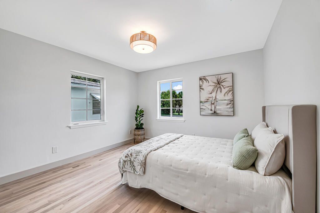 1201 N Palmway, Lake Worth Beach, FL 33460 Photo
