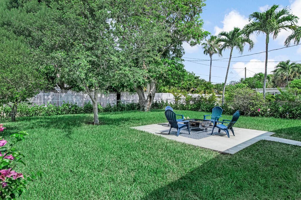 1201 N Palmway, Lake Worth Beach, FL 33460 Photo