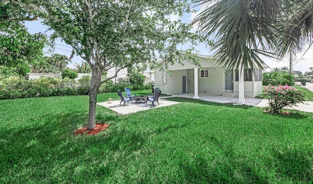 1201 N Palmway, Lake Worth Beach, FL 33460 Photo