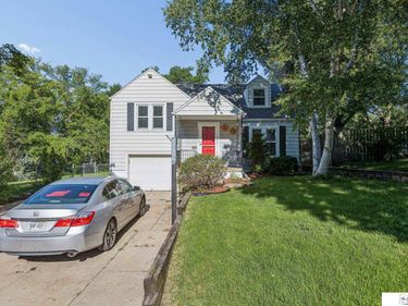 2024 N 62 Street, Omaha, NE 68104