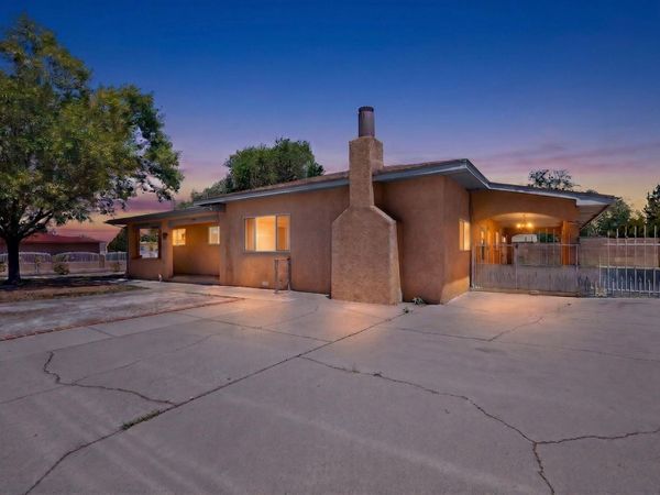 736 KENTUCKY Street SE, Albuquerque, NM 87108